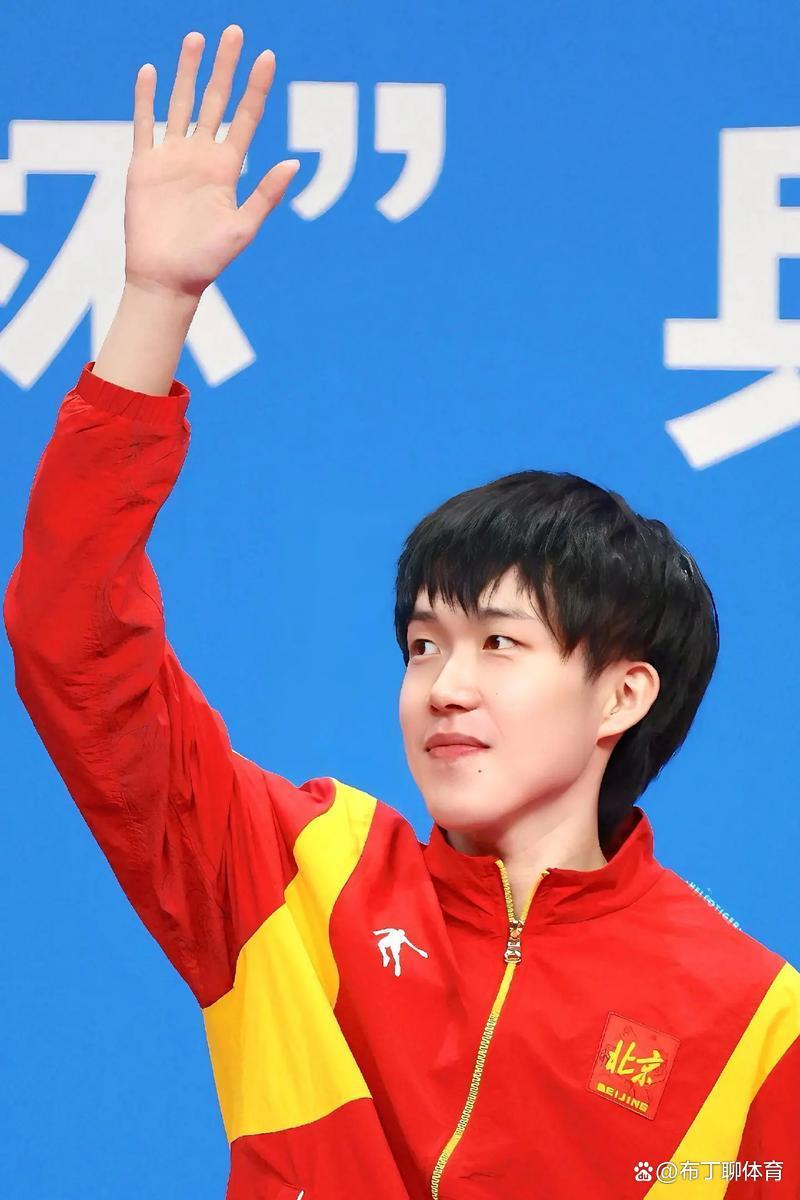 乒乓球赛场再起风云：东海鲨队队爆冷嵩山独角兽队，新援首秀制胜禁区内连续解围的简单介绍
